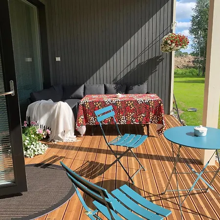 Appartement Riverside Pearl Terraced House - New And Stylish Near Arctic Circle