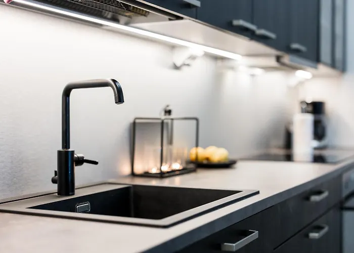 Apartament Riverside Pearl - Modern Near Santa Claus Village, Sauna & Aurora View Rovaniemi