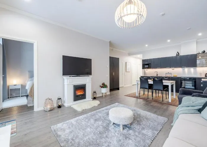 Riverside Pearl - Modern Near Santa Claus Village, Sauna & Aurora View Apartament *