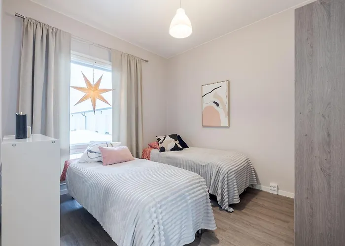 Riverside Pearl - Modern Near Santa Claus Village, Sauna & Aurora View Rovaniemi